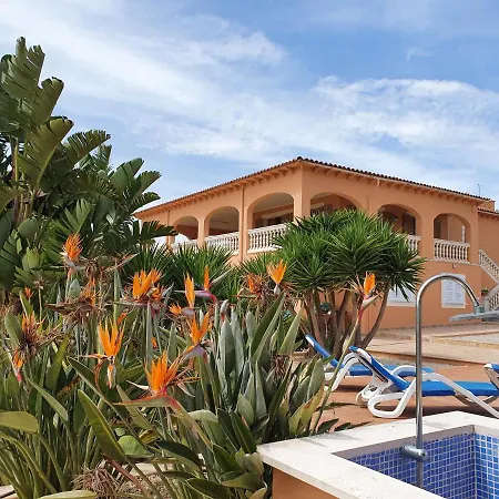 Ca'n Roser Villa *