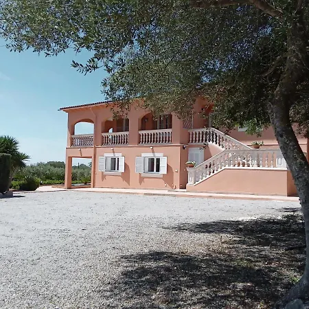 Ca'n Roser Villa *